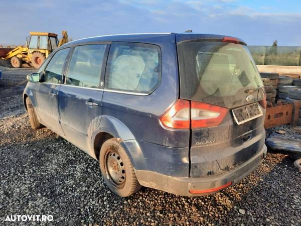 Dezmembrez Ford Galaxy - 3