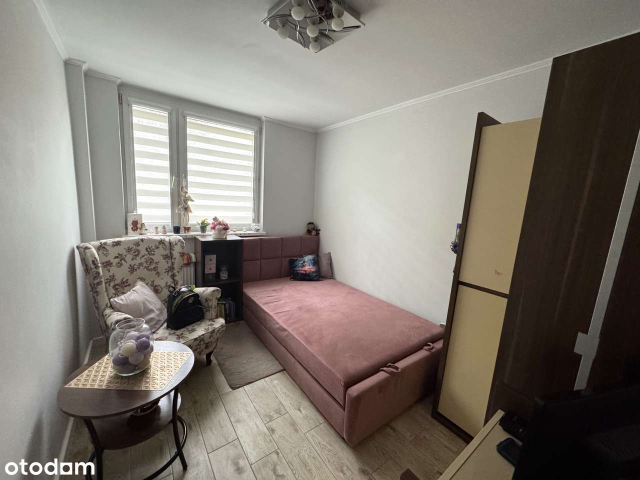 Przestronne trzypokojowe mieszkanie na sprzedaż – ul. Altanowa-3