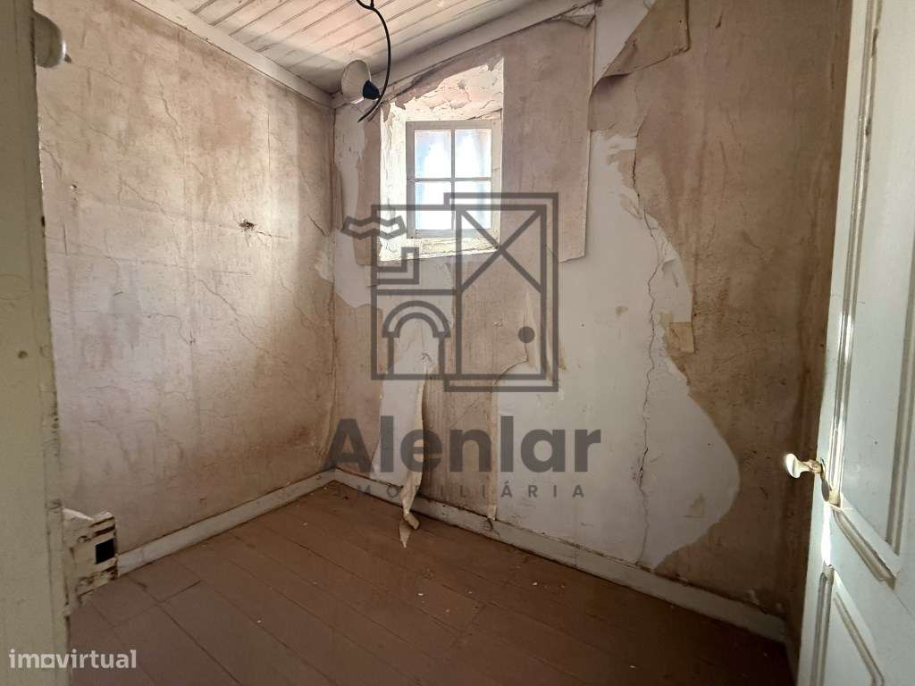 Oportunidade de Investimento no Centro Histórico de Alenquer - Bair...-27