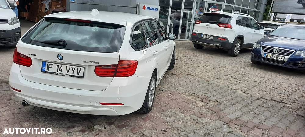 BMW Seria 3 320d xDrive - 7