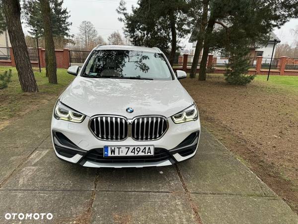 BMW X1 xDrive20i xLine sport - 4