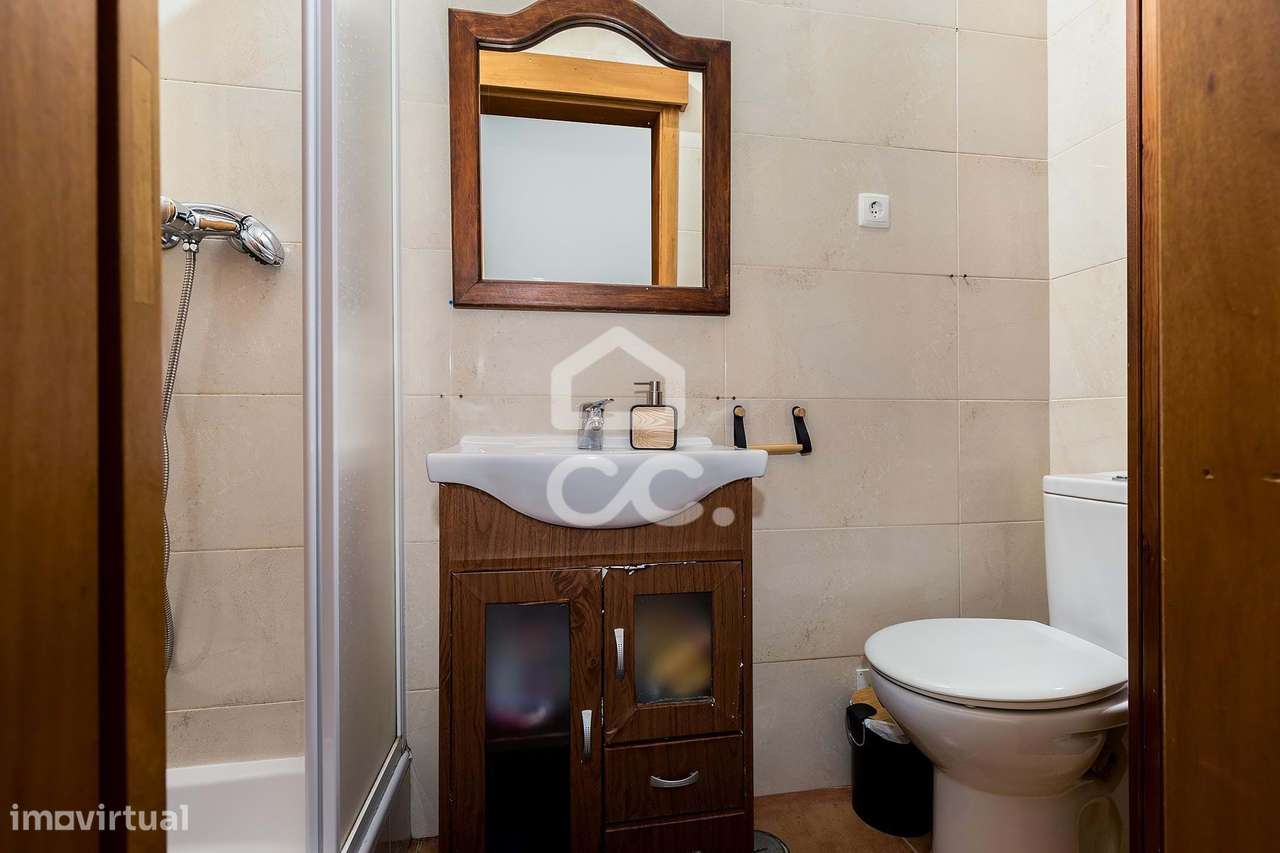 Moradia T2 com Saguão no Centro Histórico de Évora-9