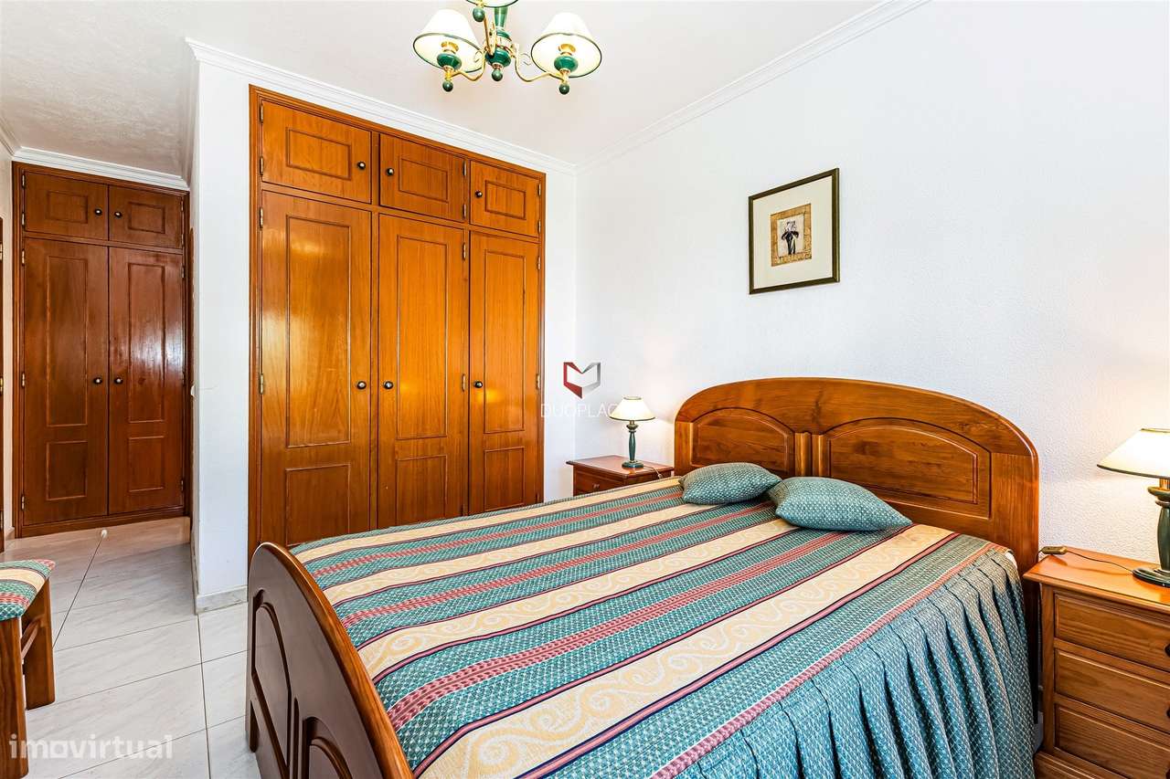 Apartamento T2 Venda em Armação de Pêra,Silves-11