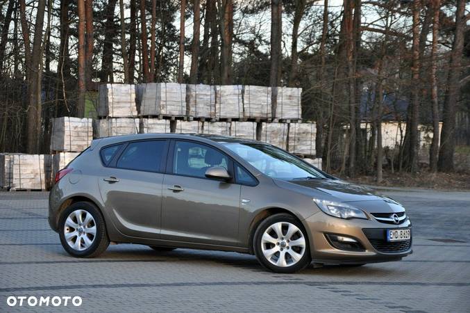 Opel Astra - 4