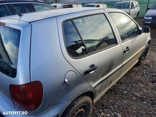 Dezmembrez VW Polo 6N2 - 5