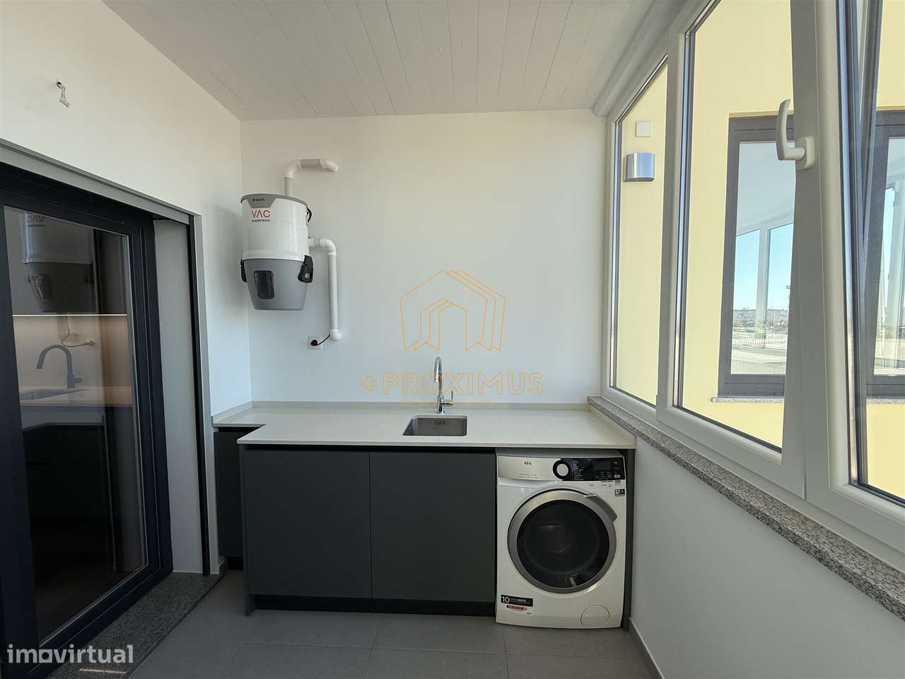 Apartamento T3 novo c/ garagem e terraço– Tavarede-14