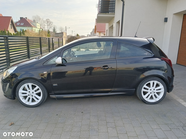 Opel Corsa 1.4 16V Sport - 3