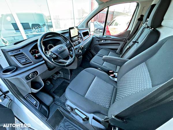 Ford TRANSIT CUSTOM L2H1 - 6