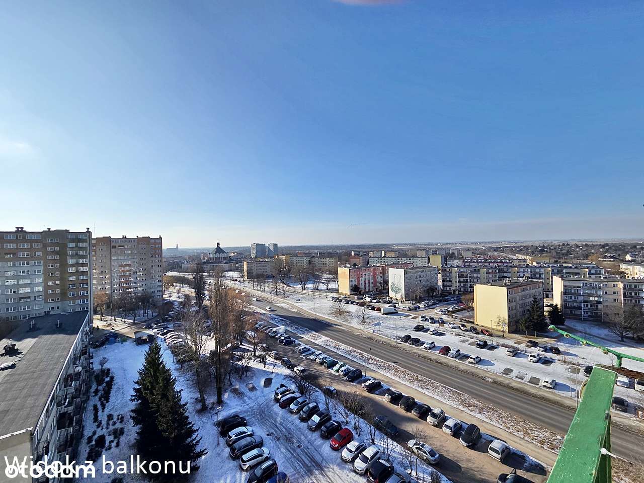 Słoneczne i z widokiem na panoramę miasta-13