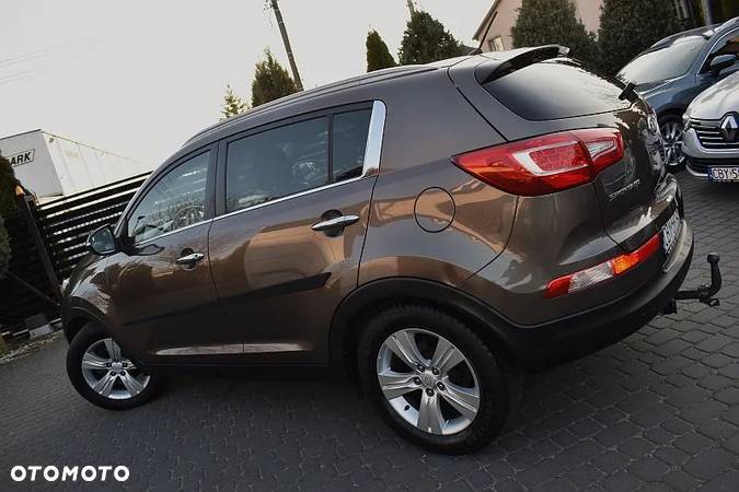 Kia Sportage 2,0 CRDI AWD Vision - 26