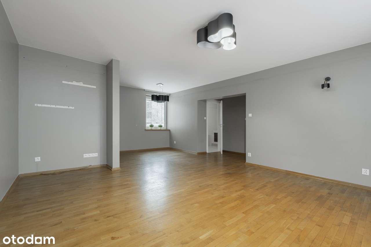 Przestronne mieszkanie z tarasem – idealne do własnej aranżacji-4