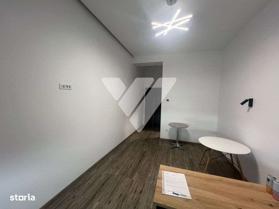 Spatiu comercial / birou / salon de infrumusetare de 20 mp – parcare - Imagine principală: 2/5