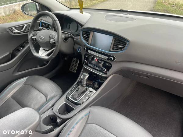 Hyundai IONIQ hybrid Platinum - 10