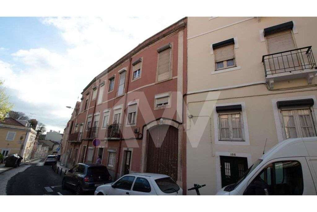 Campo de Ourique | Oportunidade - Prédio e duas moradias inseridos em - Grande imagem: 3/13