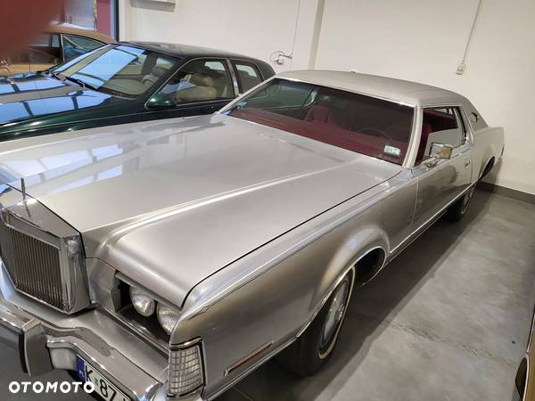 Lincoln Continental - 5