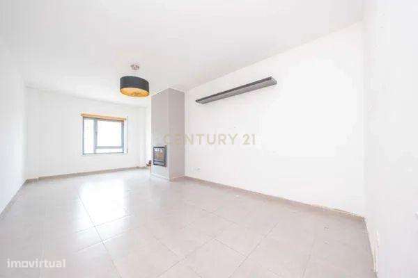 Apartamento T2 com Varanda, na Quinta do Anjo - Grande imagem: 3/20