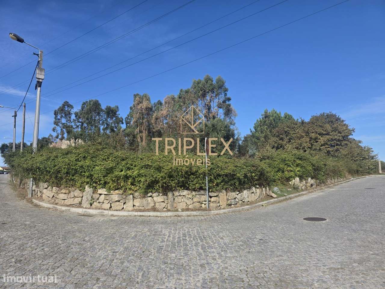 Terreno com viabilidade de construção-8