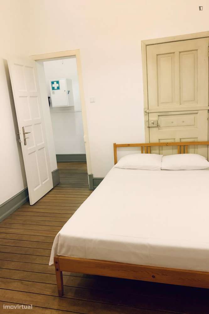 Quarto - localizado em Alameda Lisbon - Grande imagem: 5/10