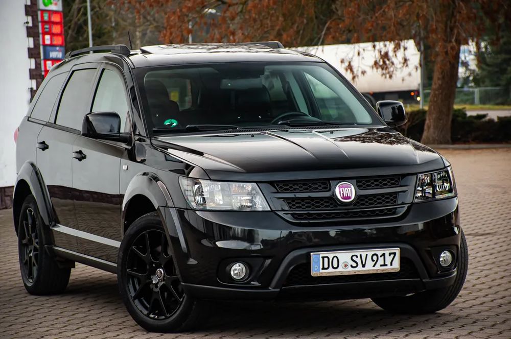 Fiat Freemont 2.0 Multijet 16V DPF Automatik Allrad Black Code 2014