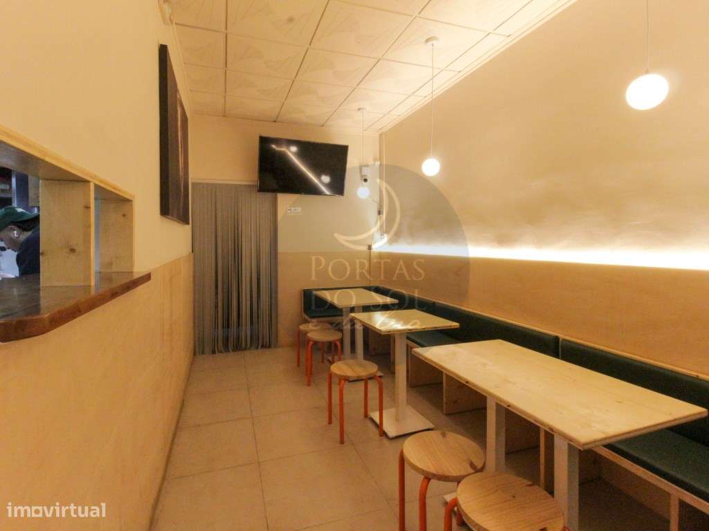 Hamburgueria totalmente equipada no centro de Lisboa-6