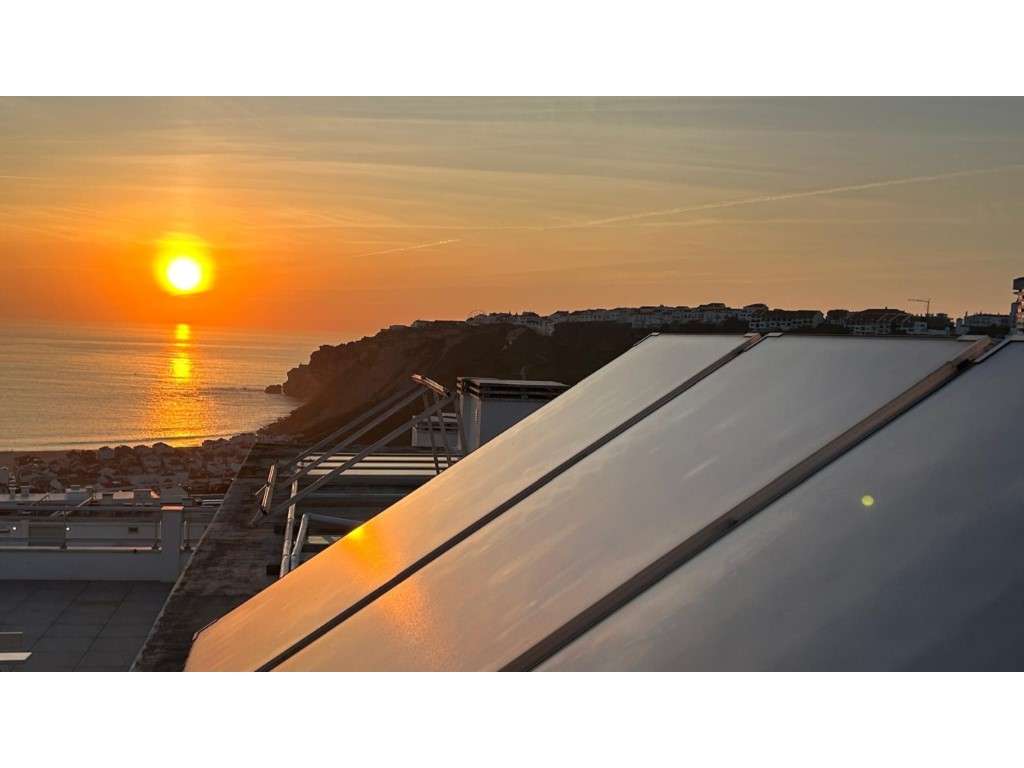 Penthouse T2 com vista panorâmica de mar e terraço privado em condo...-37