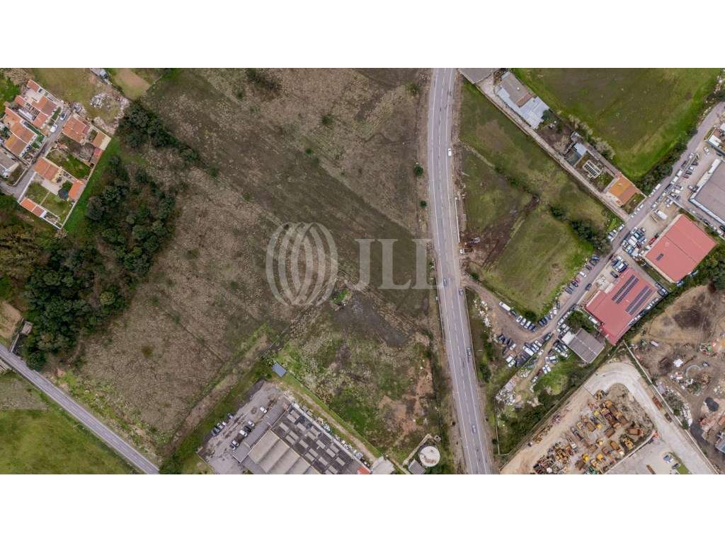 Terreno, com projeto aprovado e licenciamento, Sintra. - Grande imagem: 3/13