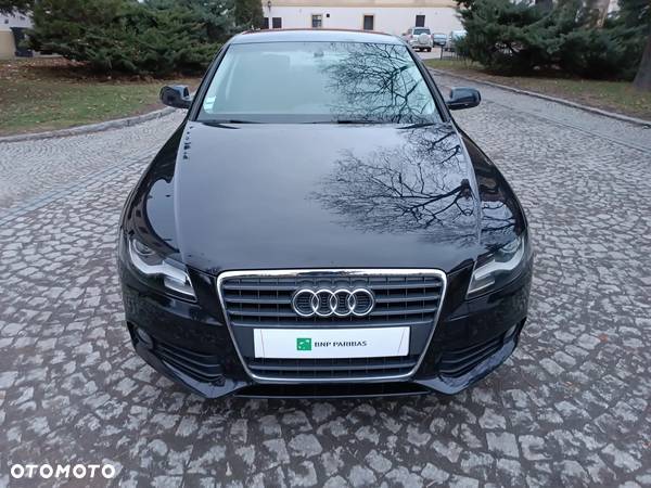 Audi A4 2.0 TDI DPF Ambiente - 19