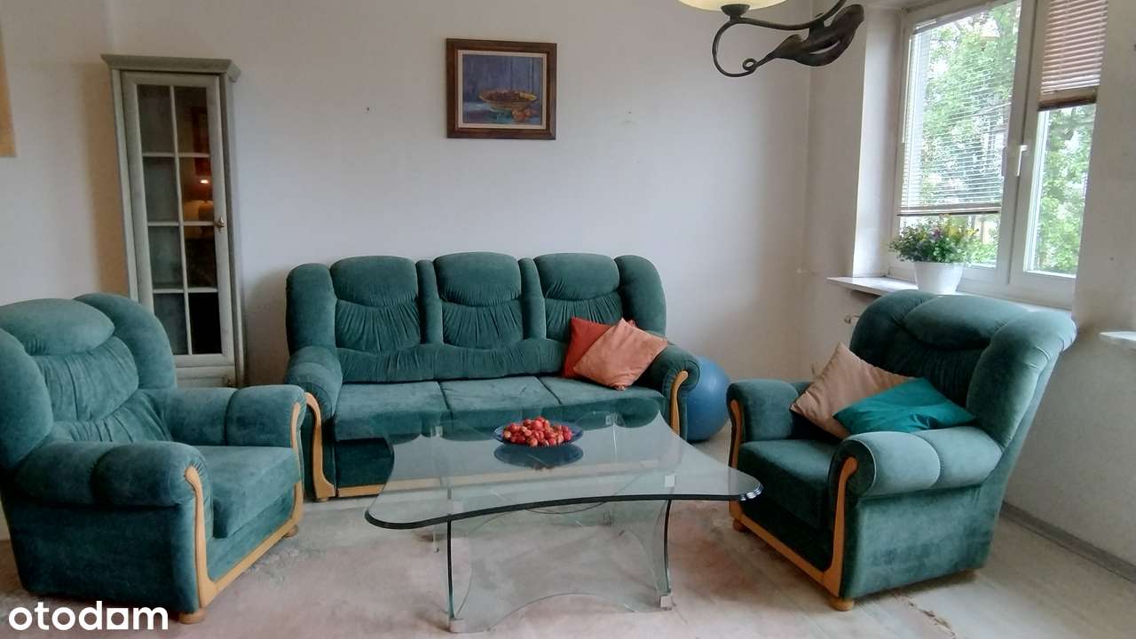 Taras ,widna kuchnia,  2 łazienki, piwnica, miejsce w garażu-13