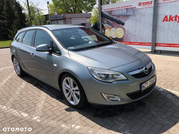 Opel Astra 1.7 CDTI DPF Sports Tourer - 4