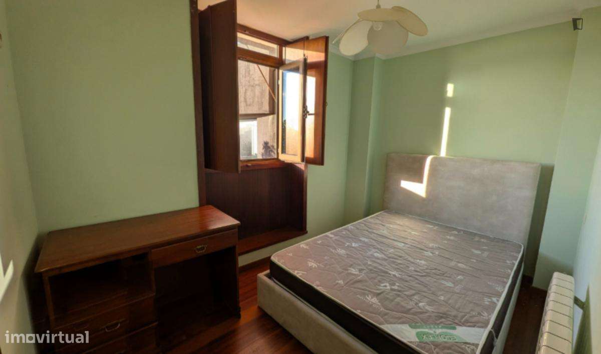 Casa com 2 quartos - localizado em Santo Ildefonso Porto - Grande imagem: 2/9