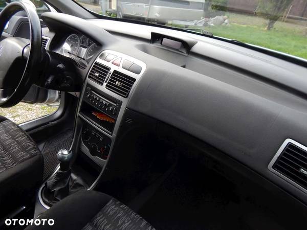 Peugeot 307 1.6 XT Premium - 15