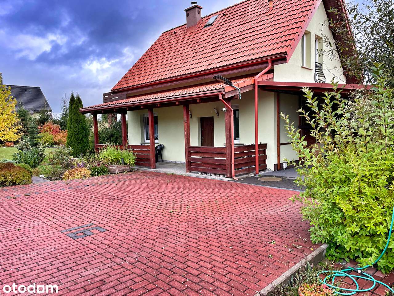 Urokliwy dom jednorodzinny w malowniczej scenerii gór– Kotlina Kłodzka - Pełny obrazek: 4/19