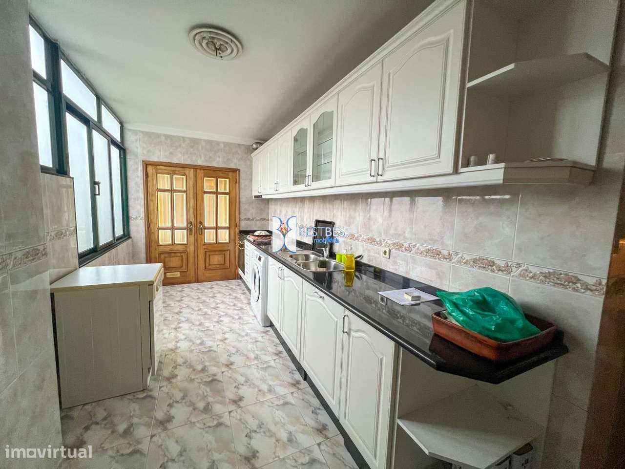 Andar Moradia T3, com excelente localização, no centro Porto - Grande imagem: 3/20