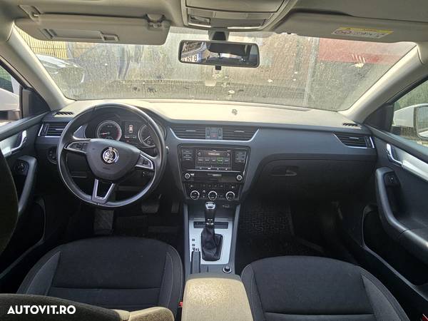 Skoda Octavia 1.0 TSI DSG Ambition - 5