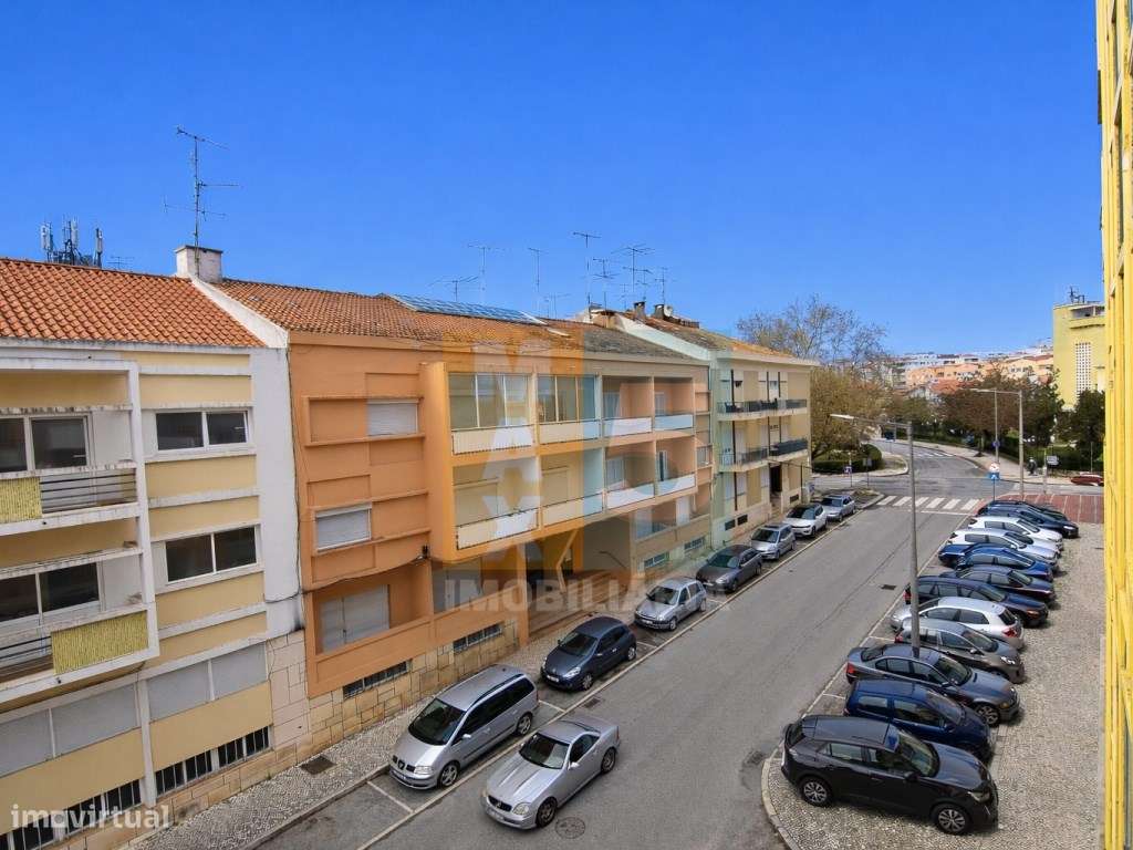 T3 com garagem, varandas e arrecadação - Centro Tomar-34