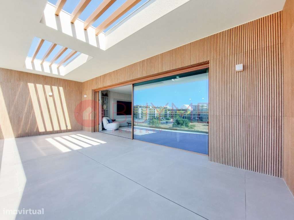 Apartamento T2 Luminoso com Vista Mar em Quarteira-12