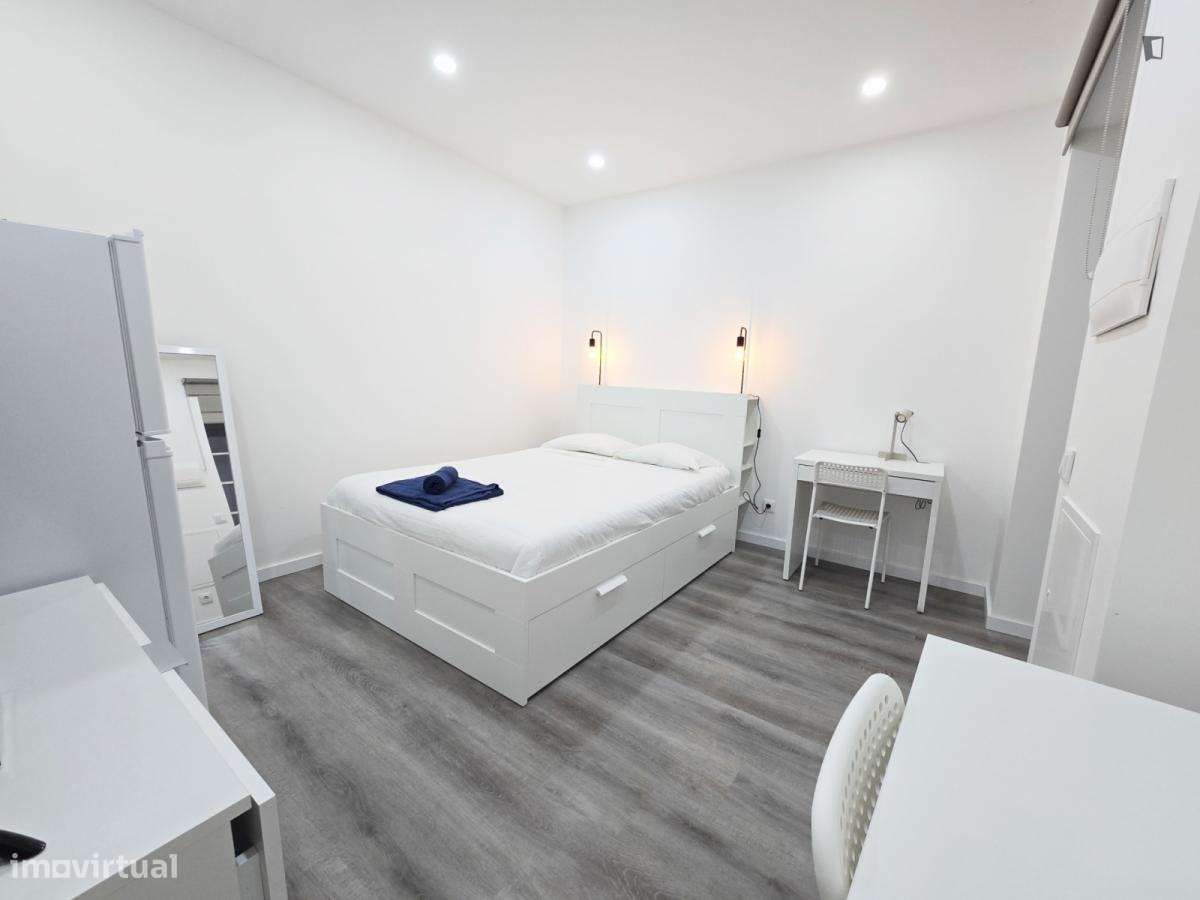 Estúdio - localizado em Alta Universitária Coimbra - Grande imagem: 5/7