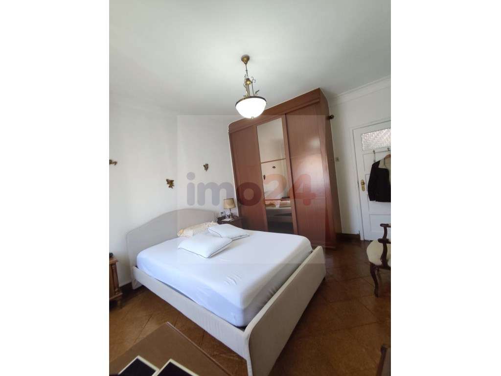 Apartamento T2 + 1 no Centro Queluz 4 Caminhos-8