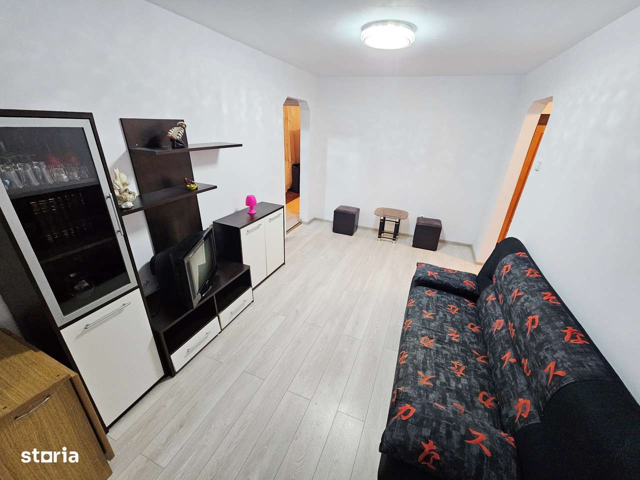 Apartament 3 camere, Micro 21, balcon - Imagine principală: 2/10