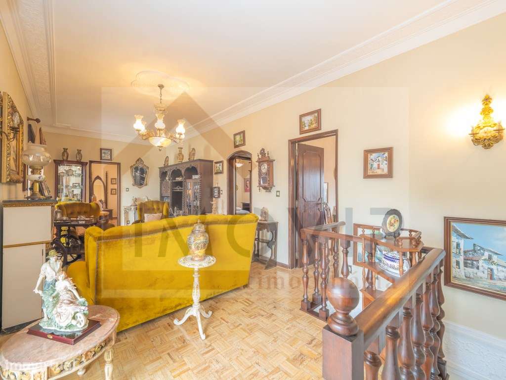 Charmosa Moradia T3 com Piscina na LagoÍnha, Palmela-17