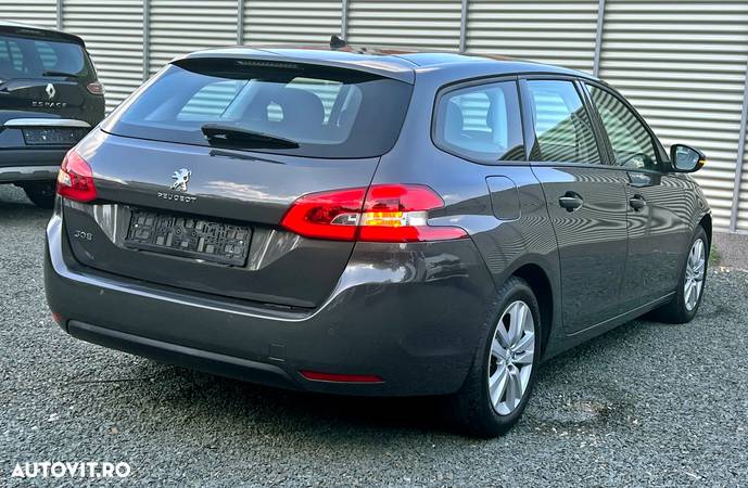 Peugeot 308 - 3