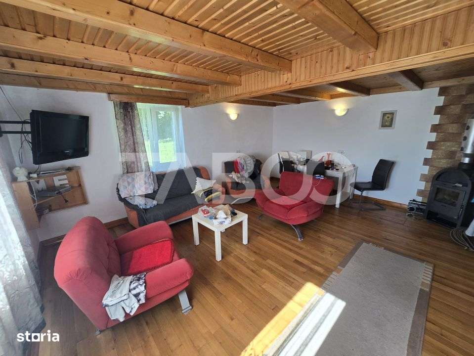 Casa de vanzare 3 camere 107 mp construiti 900 mp teren in Tocile-15