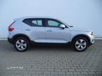 Volvo XC 40 T4 Geartronic Momentum Pro - 6