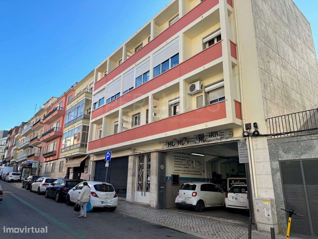 Oficina e reparação automóvel - Grande imagem: 4/4