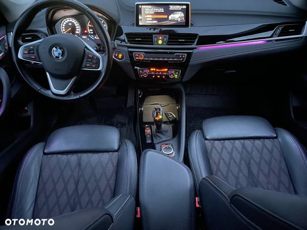 BMW X1 sDrive18i - 12