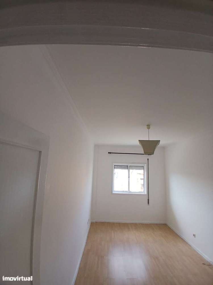 O Apartamento já está ARRENDADO - Grande imagem: 4/15