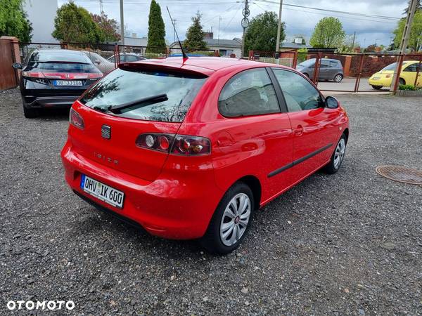 Seat Ibiza SC 1.4 16V Sport - 5