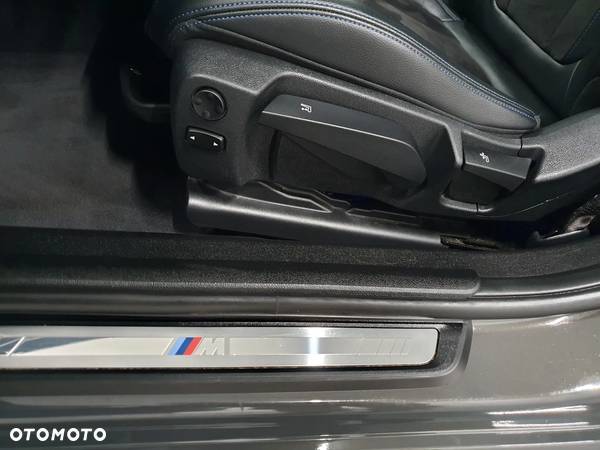 BMW Seria 3 320d xDrive M Sport sport - 18