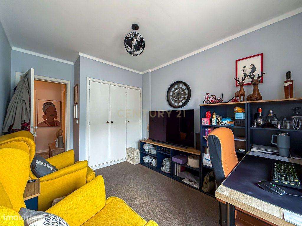 Apartamento T3 em Alfragide com Parqueamento-18