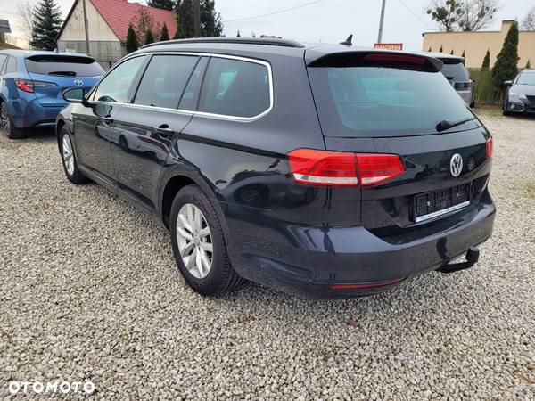 Volkswagen Passat 1.5 TSI EVO Comfortline DSG - 4